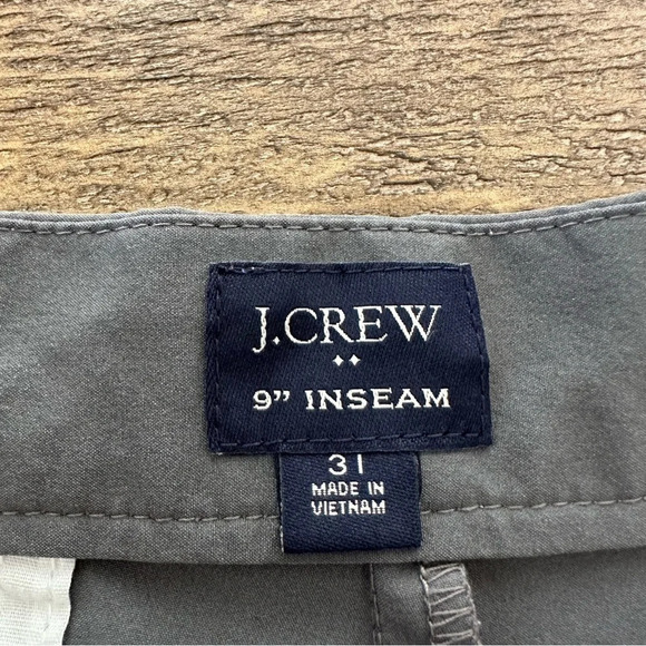 J. Crew Factory Mens 31” waist Gray 9” Inseam Shorts AL096 Flat Front Stretch - Picture 3 of 5